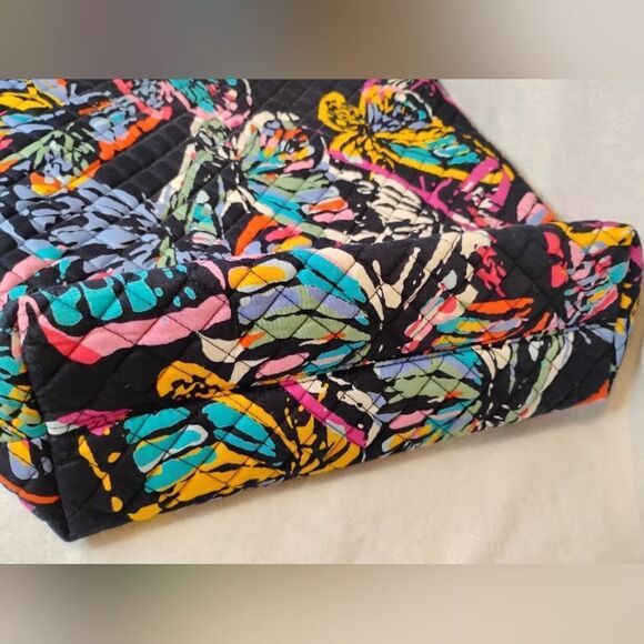 *USED* Vera Bradley Tote - Picture 5 of 6